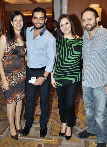 ريهام وزوجها وهاني وزوجته