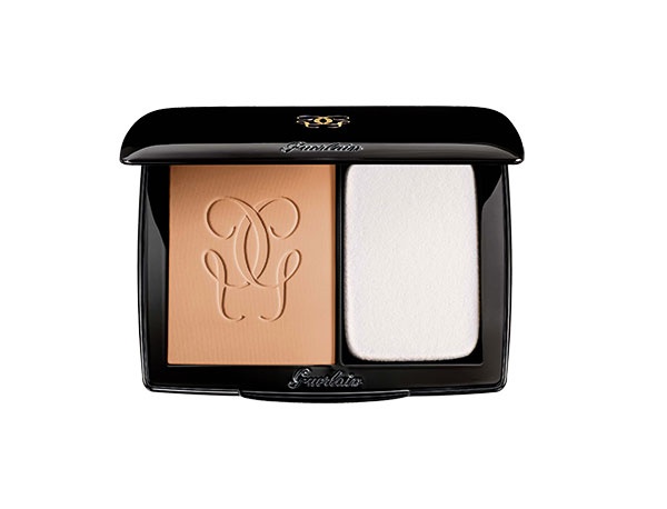 جيل جديد من كريم الأساس Lingerie De Peau من Guerlain