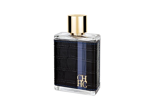 سافري بفخامة مع عطر Carolina Herrera Grand Tour