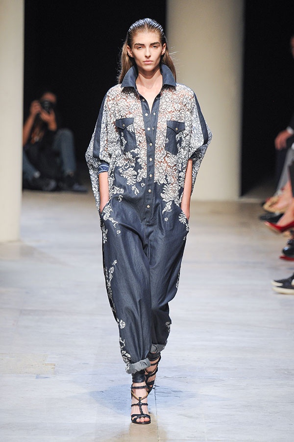 عرض Léonard لربيع وصيف 2015