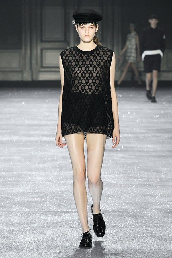 عرض Moncler Gamme Rouge لربيع وصيف 2015