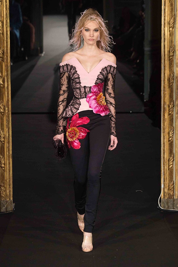 عرض Alexis Mabille للأزياء الراقية لربيع وصيف 2015 من باريس