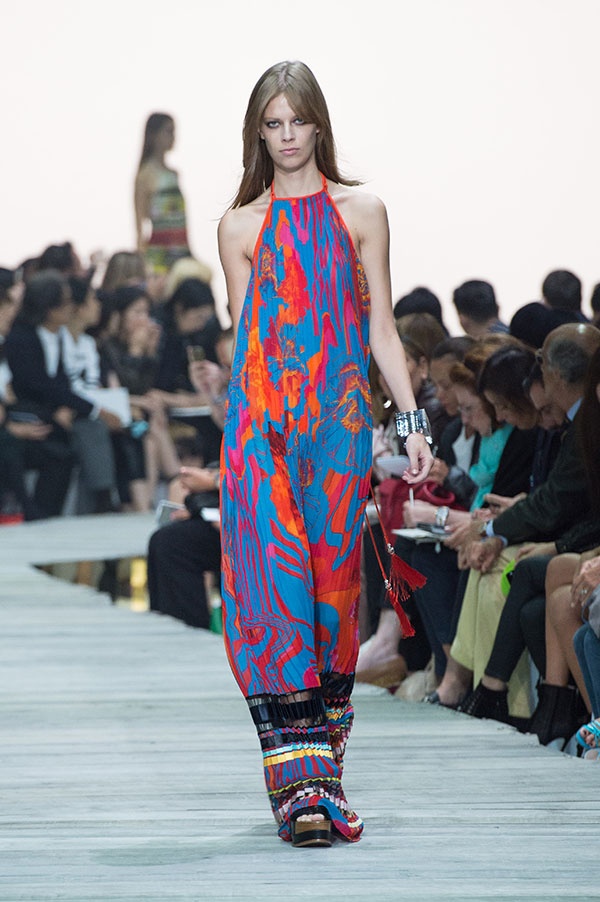 عرض Roberto Cavalli لربيع وصيف 2015