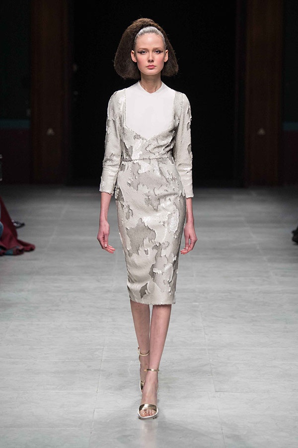 عرض Julien Fournié للأزياء الراقية لربيع وصيف 2015