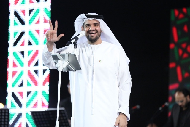 بالصورة- تعرّفوا على شقيق حسين الجسمي، هل يشبهه؟