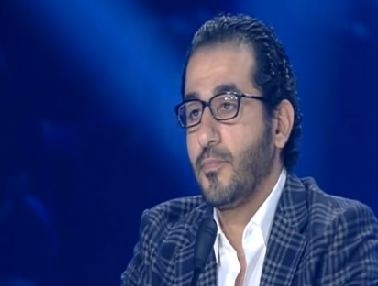 أحمد حلمي يعتذر : تذكرت أمي وأنا على الهواء في Arabs Got Talent، ما القصة؟