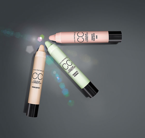 يلبي كل الإحتياجات Max Factor CC Colour Corrector
