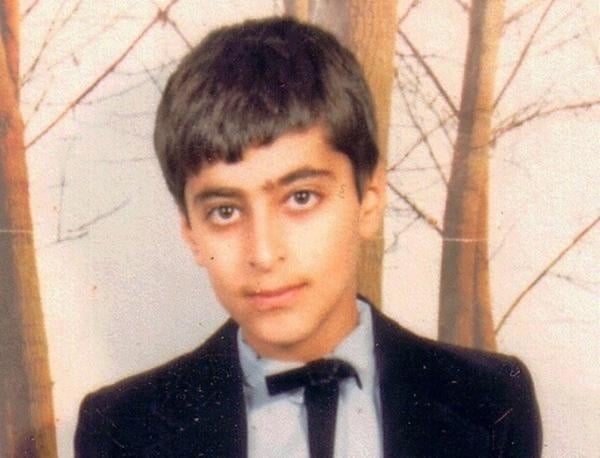 من هو هذا الطفل.. خمنوا؟!