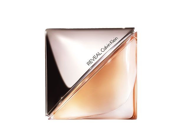 جاذبية مشوقة مع عطر Reveal Calvin Klein