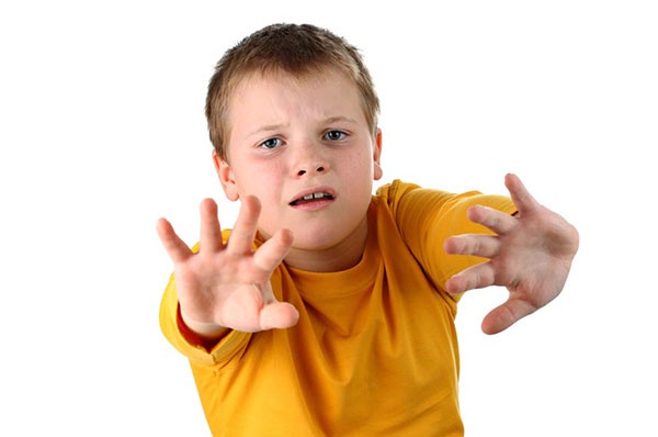 علّمي طفلك كيف يدافع عن نفسه من دون عنف