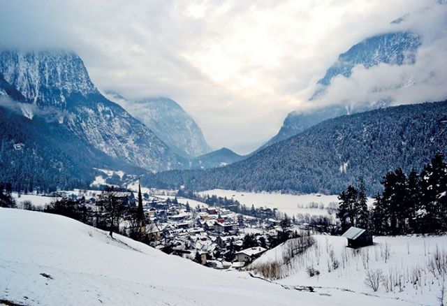 مهرجان المرتفعات في ماريهوفن في النمسا: الضحك هنا رغم أنف الصقيع 