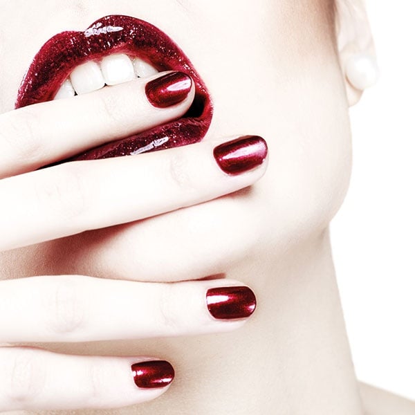 13 نصيحة لأظافر جميلة