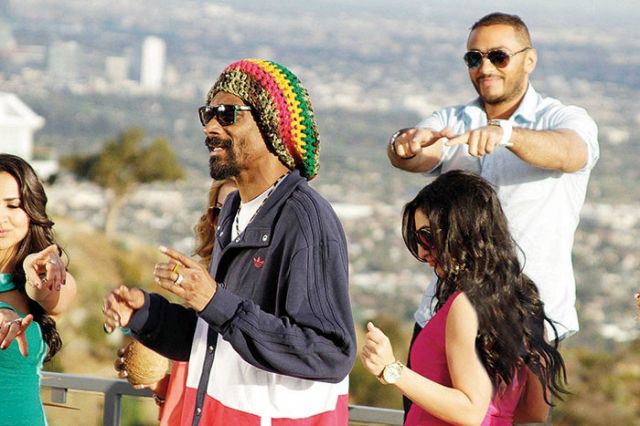 مع سنوب دوغ