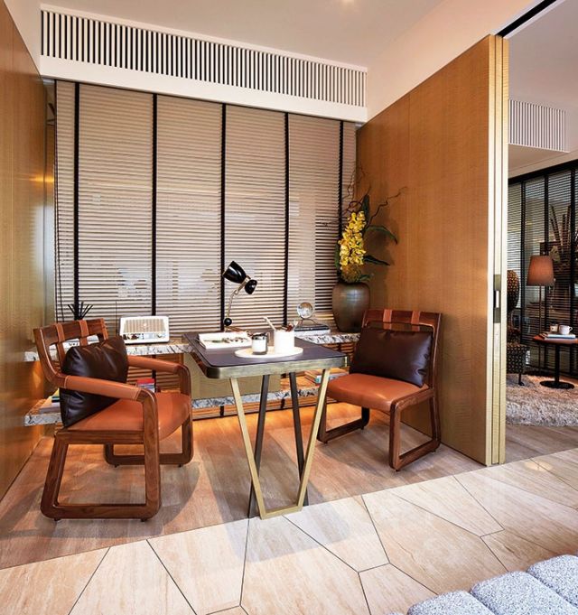 مكتب يختصر شخصية المالك