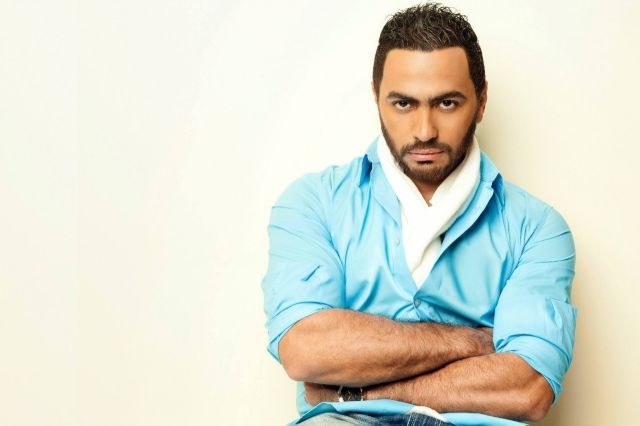 ما هي الدعابة التي أعجبت تامر حسني وكيف رد عليها؟