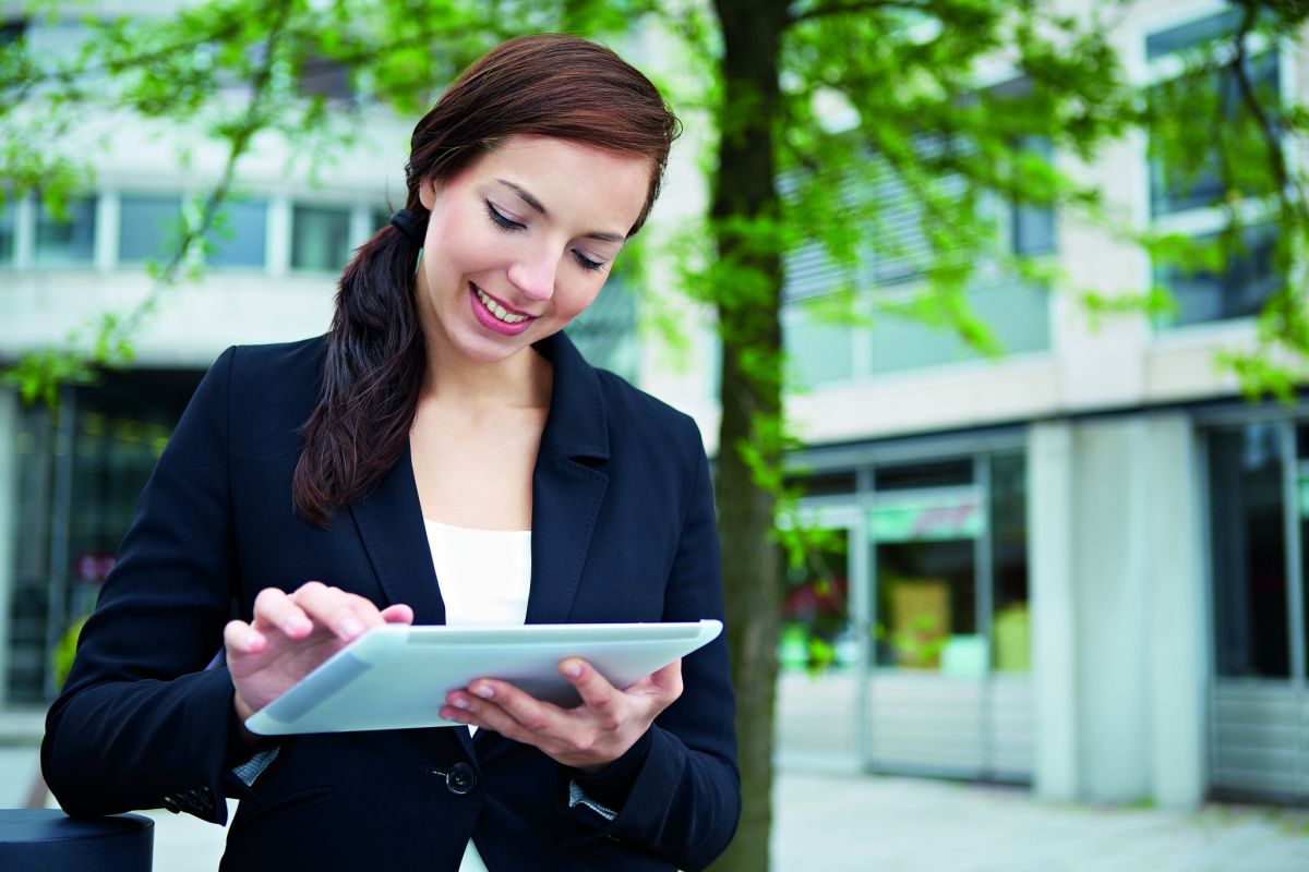 سيرة ذاتية CV من حساب لينكد إن