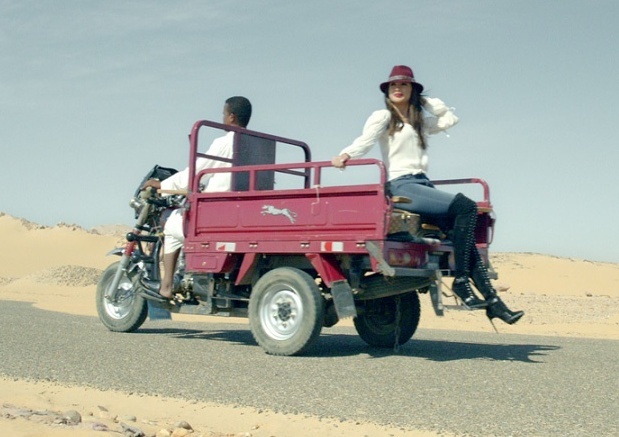 شيماء هلالي ... رومانسية تواجه هذه 