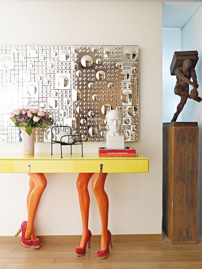 هدوء الحياة وصخبها تحت سقف واحد