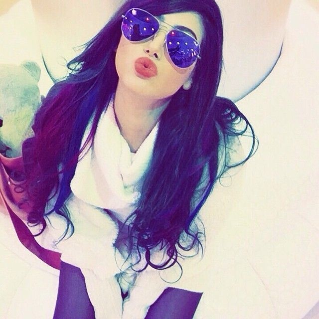 بالصور- شعر شيلاء سبت يحترق والسبب 