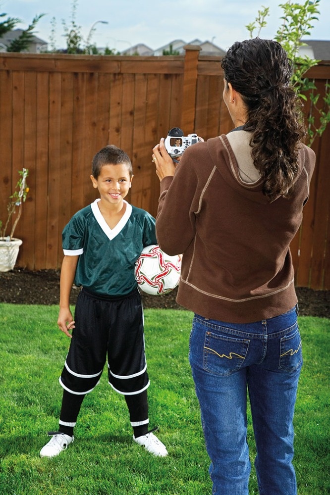 ابني يرغب في مدحه طوال الوقت...