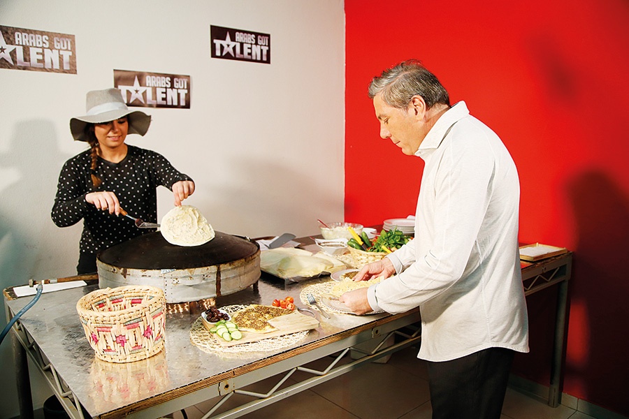 خاص لها- علي جابر: «علينا أن نحسم الأمر بشأن علاقتنا»... أنا طفل ونجوى تؤثر فيّ