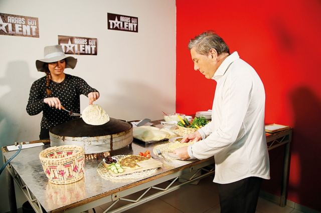 خاص لها- علي جابر: «علينا أن نحسم الأمر بشأن علاقتنا»... أنا طفل ونجوى تؤثر فيّ