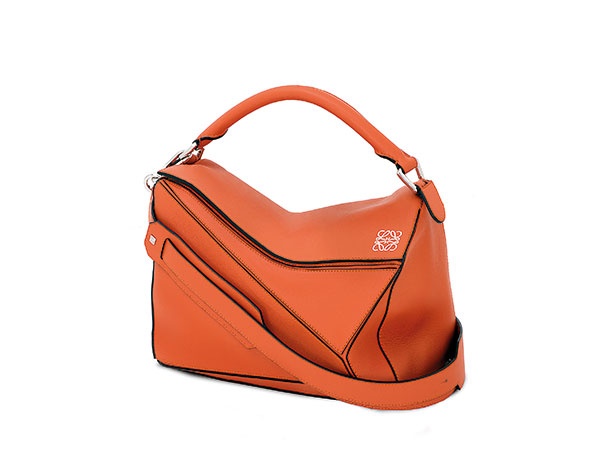 حقيبة THE PUZZLE من Loewe