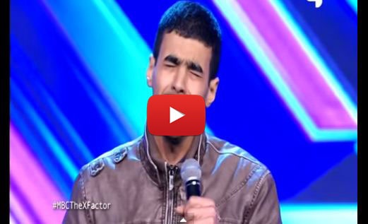 بالفيديو- مشارك في xfactor يثير موجة من الضحك الهستيري ثم يبكي!