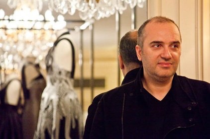 وفاة مصمم الأزياء اللبناني العالمي باسيل سودا