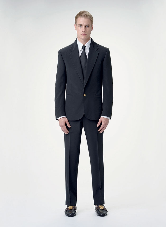 هذه هي القطع العشر الأساسية لكل رجل!