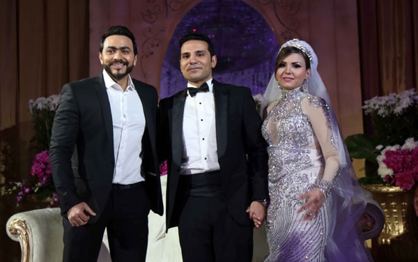 بالصور: ما الذي طلبه أوكا وأورتيجا وكاريكا من تامر حسني؟