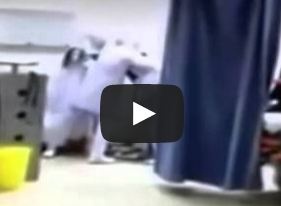 بالفيديو- عراك بين ممرضتين في مستشفى في السعودية