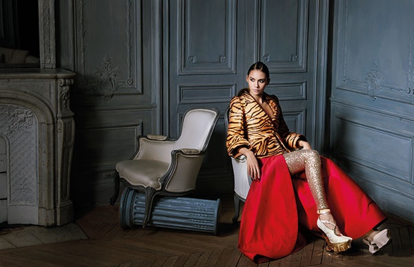 لغة الفخامة Show Stopping Couture