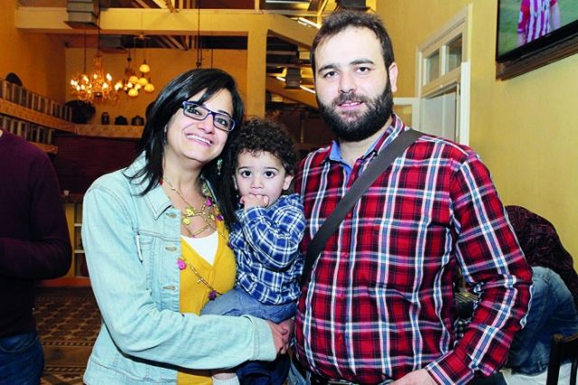 ثائر ورولا غندور وابنهما تيم