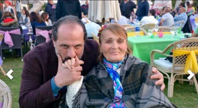 خالد الصاوي يكشف شكل فيروز الآن.. ولماذا طلب الدعاء لها؟