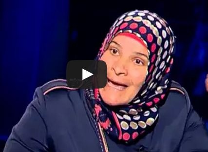بالفيديو: أم تجبر أبناءها على التسوّل... حين تقتل الأم طفلتها مرّتين!