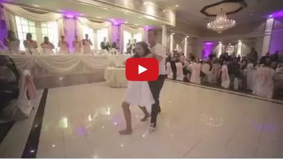 بالفيديو- أب يقاطع رقصة ابنته العروس مع زوجها ويطرده! شاهدوا ماذا فعل