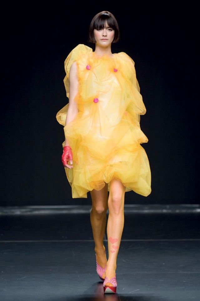   طرحة «البونبون»  agatha ruiz dela prada