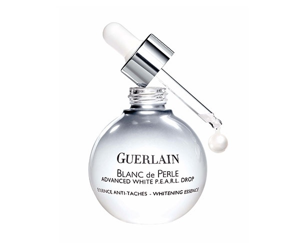 المستحضرات المبيّضة والمضادة للبقع السوداء