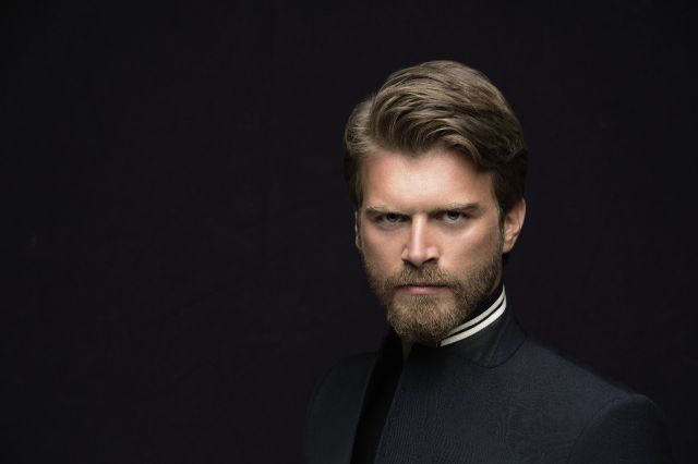 كيفيانج تاتليتوغ Kivanc Tatlitug