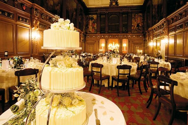 مشهد عام من ديكور الصالة
