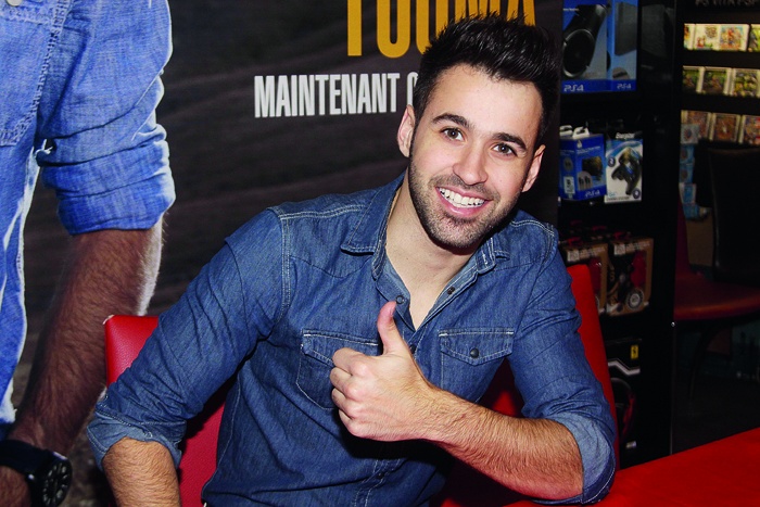 أنطوني توما يطلق ألبومه الفرنسي في بيروت