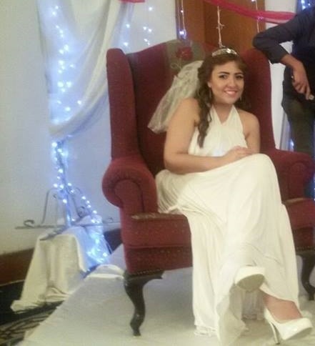 لماذا ارتدت مي كساب فستان الزفاف مرة أخرى ؟