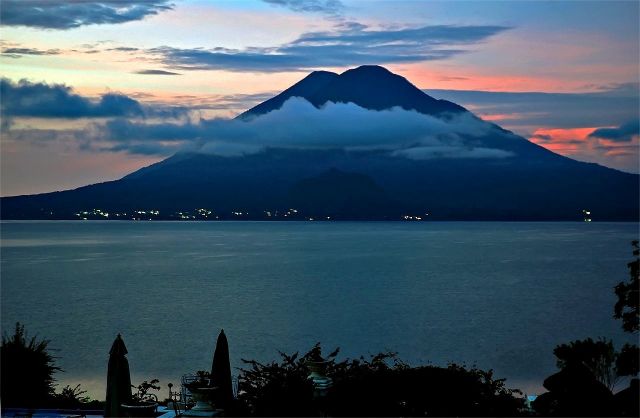 بالصور- أجمل 8 بحيرات حول العالم