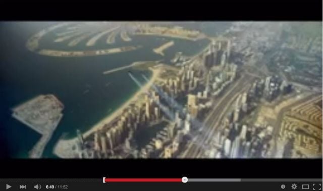 بالفيديو: حلّق فوق دبي بطائرة صنعها بنفسه