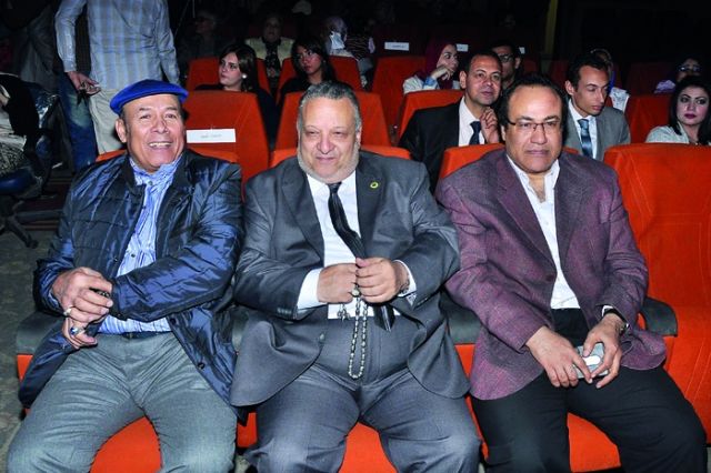 أحمد ماهر وأحمد الكحلاوي يشاهدان العرض