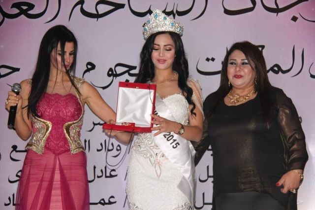 الوصيفة أصبحت الملكة