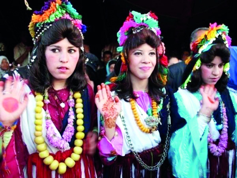 لقب ملكة جمال الورود يعود الى ابنة أقدم الجميلات