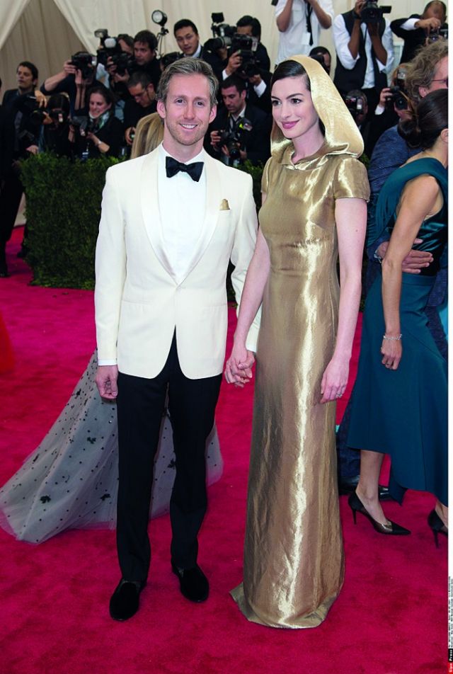 آن هاثاوي و آدام شولمان