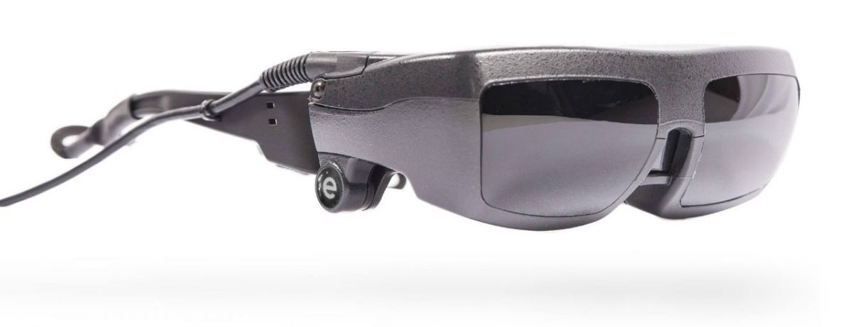 نظّارات إلكترونيّة للمكفوفين